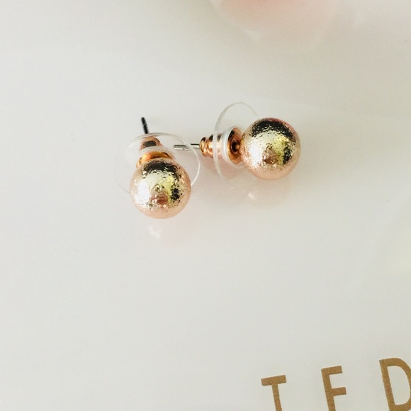 Jewelry - NEW Rose Gold Textured Ball Minimalist Earrings